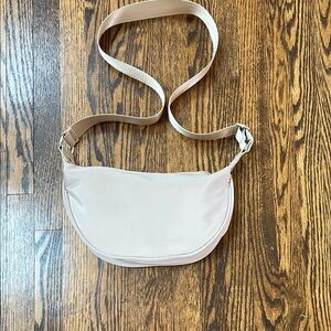 Beige Hobo Sling Bag 🆕